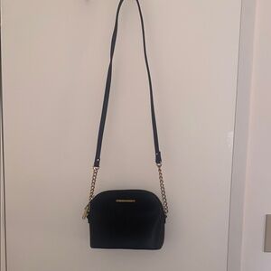 Elegant Black Crossbody Bag